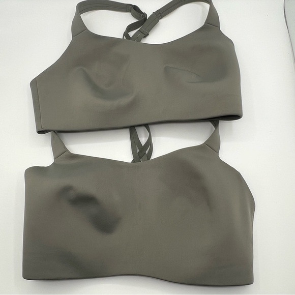 Lululemon 34DD 34E Energy Bra High Support Back Closure Fitness Running Lot of 6 - Picture 8 of 11